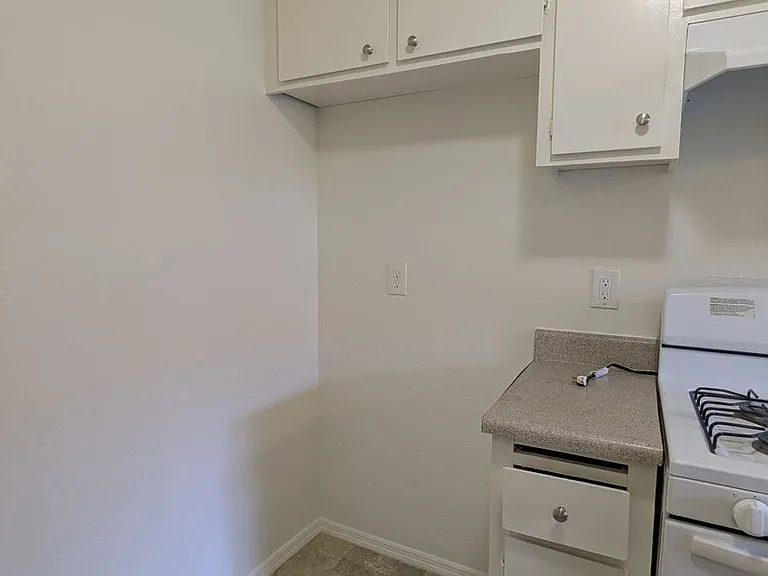 6450 Lincoln Ave — Photo 11