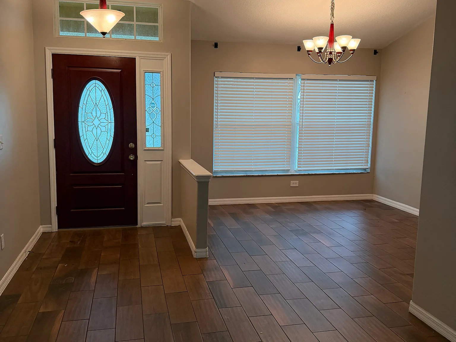 4 bed, 1912 sqft, $2,350 — Photo 3