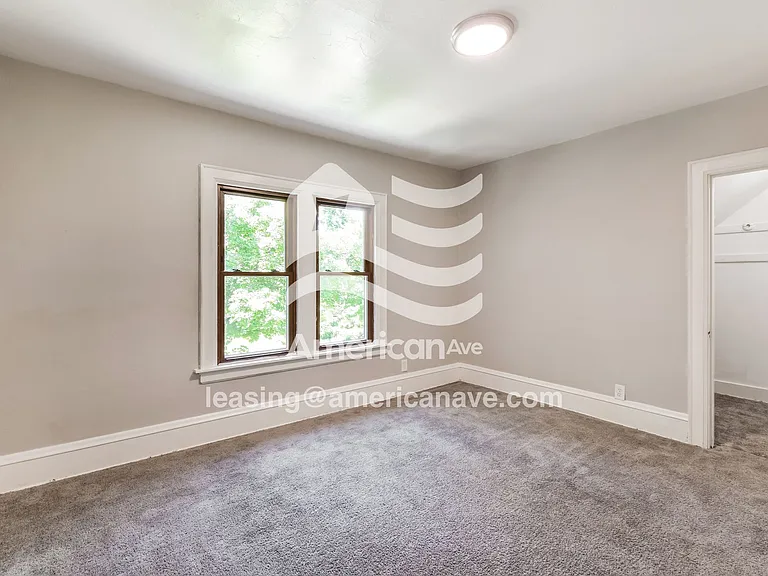 621347_008_main_bedroom_13854964.jpg