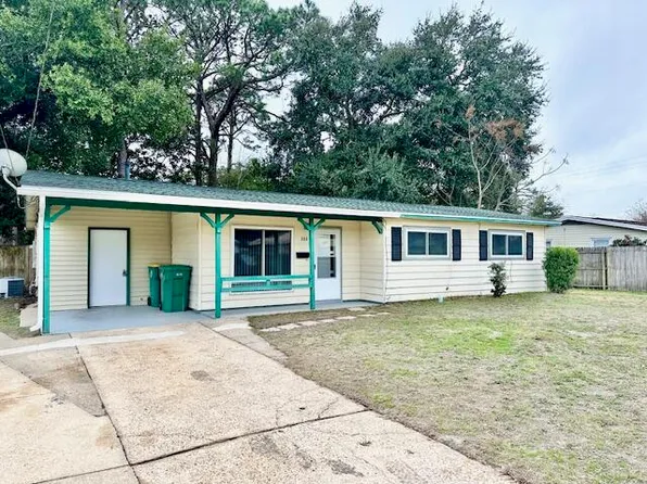 303 Newcastle Dr, Fort Walton Beach, FL 32547