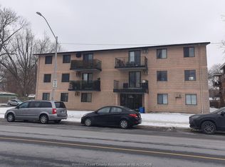 3355 Sandwich St #304, Windsor, ON N9C1B2