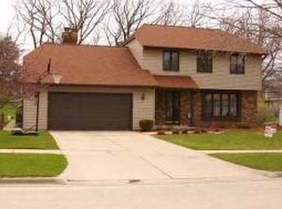 1769 Highview St, De Pere, WI 54115