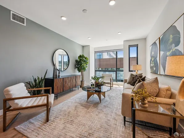 3620 Cesar Chavez St #404, San Francisco, CA 94110