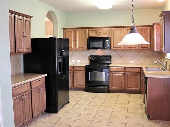 2nd image of 202 Swenson Dr