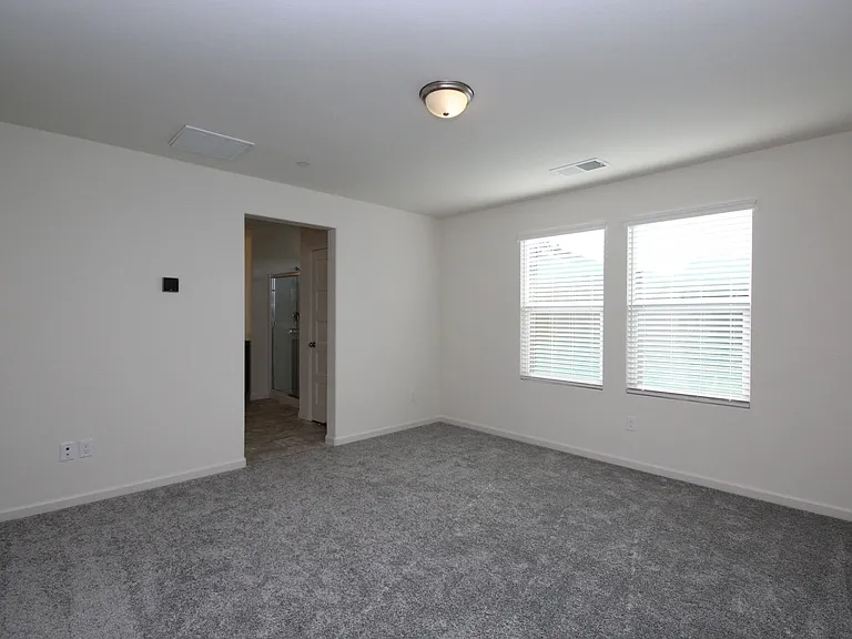 4800 Ocean Ln — Photo 11