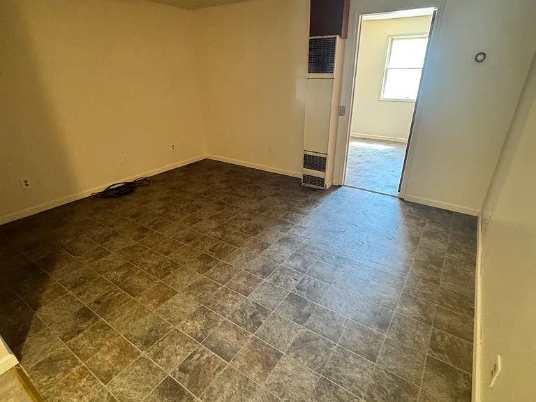 2 W Main St #5 — Photo 3