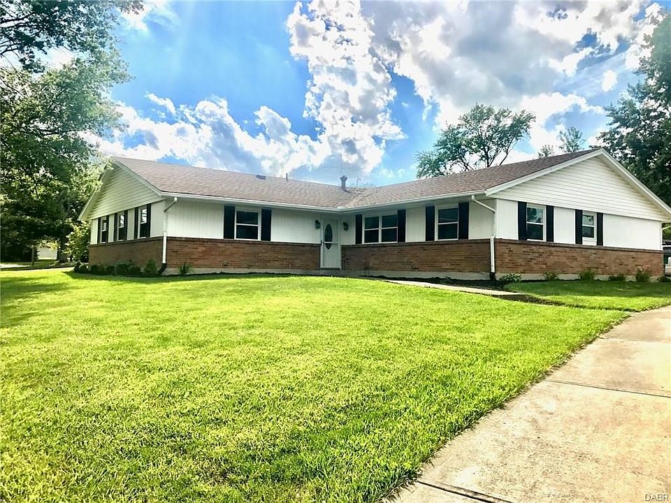 1st image of 7401 Barr Cir