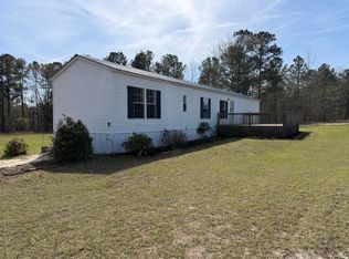20 Hammond Dr, Trenton, SC 29847