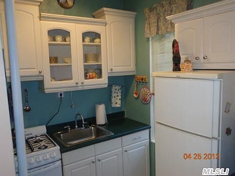 5th image of 16015 Powells Cove Blvd APT C208