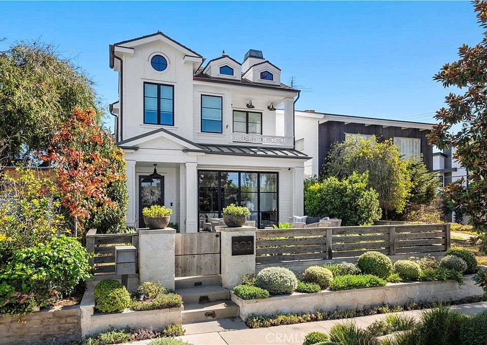 1st image of 302 Orchid Ave