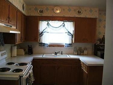 4th image of 646 Crawford Ave