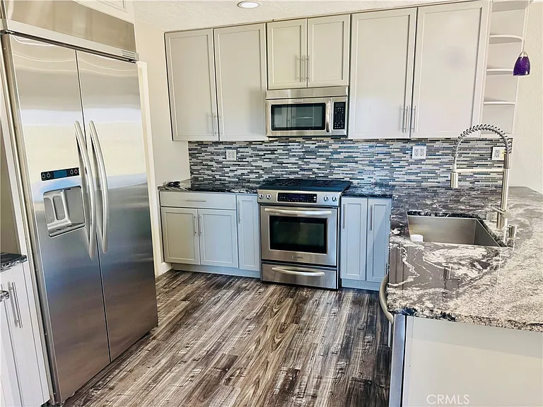 7895 Shell Cir — Photo 5