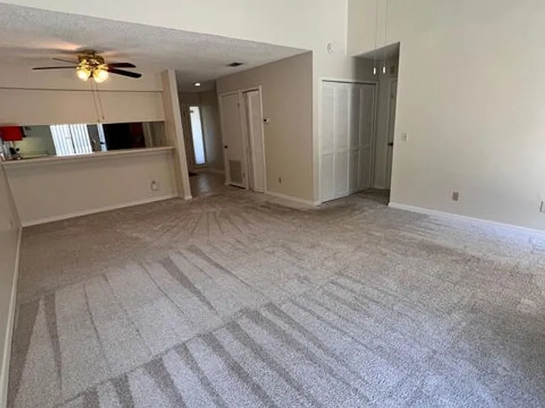 4112 Hanging Moss Ct — Photo 24