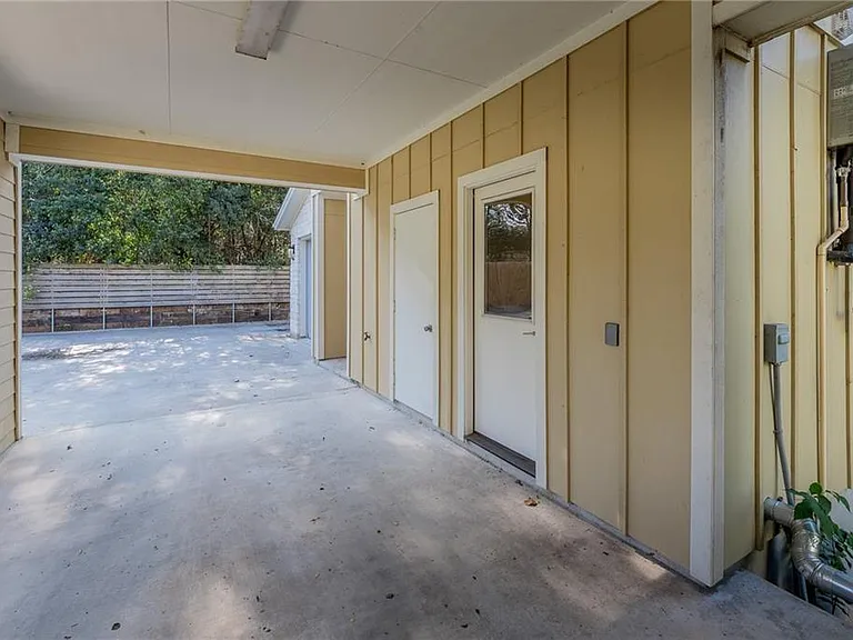 4014 Clawson Rd #B — Photo 23