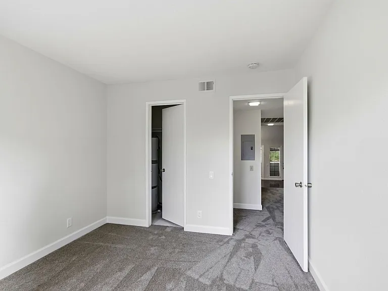 479 Costa Mesa Ter #F — Photo 21