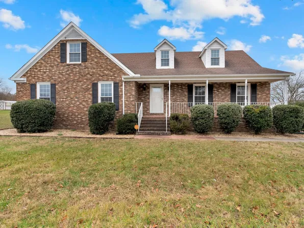 818 Brookhaven Cir, Shelbyville, TN 37160
