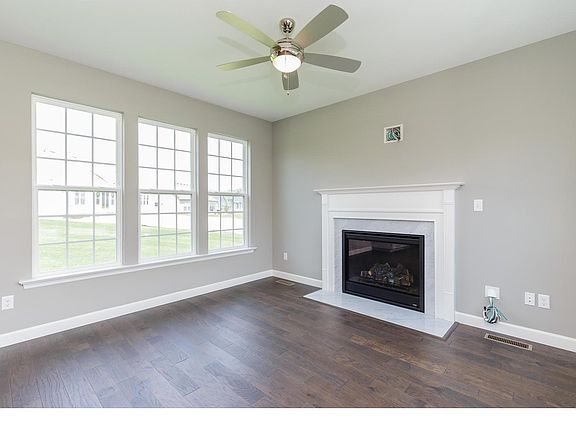 Hearth Room with Gas Fireplace