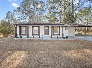 912 E Sanders St, Four Oaks, NC 27524