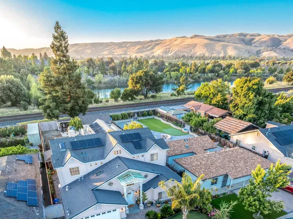 3249 Greenwood Dr, Fremont, CA 94536