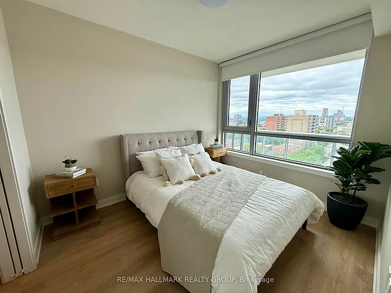 275 Carling Ave #908 — Photo 28