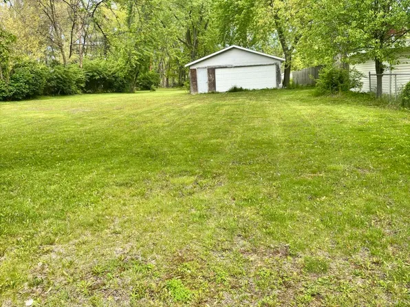 3352 E 74th Ave, Merrillville, IN 46410