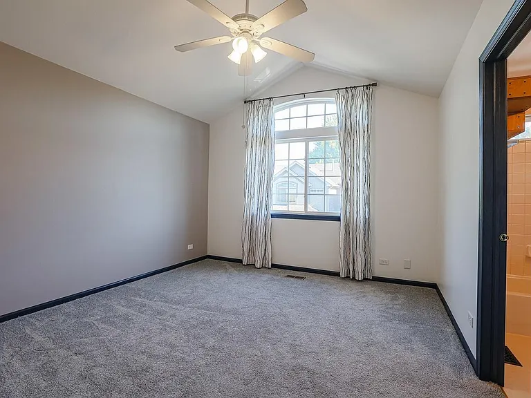 983 Parkhill Cir #983 — Photo 22