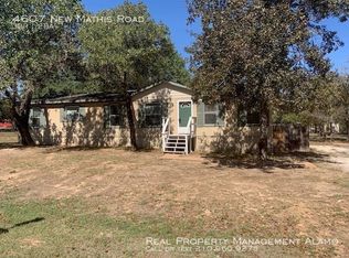 4607 New Mathis Rd, Elmendorf, TX 78112