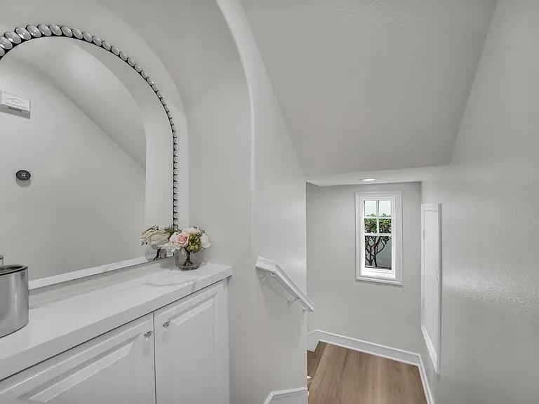 2672 Bungalow Pl — Photo 17
