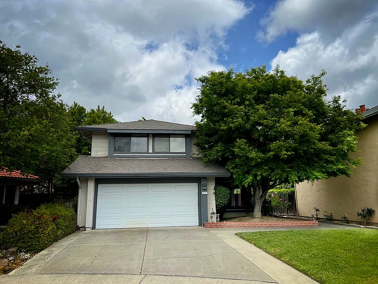 2477 Wooding Ct — Photo 17