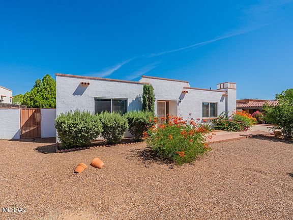 2nd image of 343 E El Valle