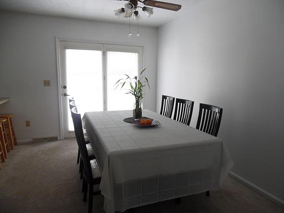 5th image of 1470 Old Hickory Ln
