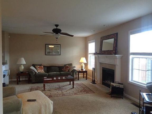 3rd image of 3309 Melissa Ln