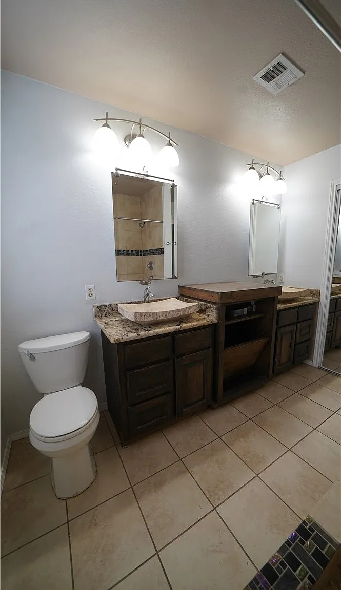 3 bed, 2.0 bath, 1708 sqft, $2,250 — Photo 4