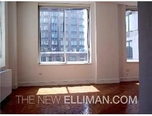 Rented by Douglas Elliman | media 23