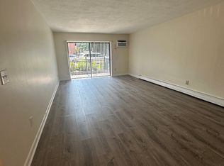 26 Whites Ave #13, Watertown, MA 02472
