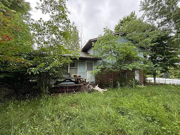 5th image of 60 Deer Creek Dr