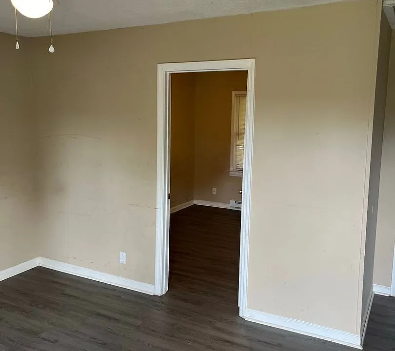 Forest St - 807 (x2)