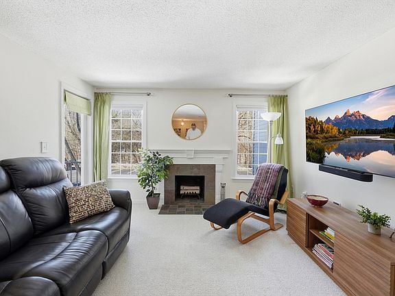 4th image of 30 Walden Dr APT 7