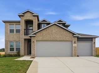 17414 Yellow Pine Dr, Elmendorf, TX 78112