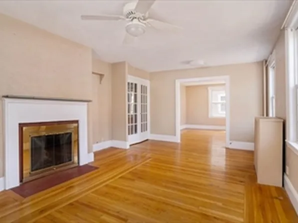 18 Newcastle Rd Floor 2, Brighton, MA 02135