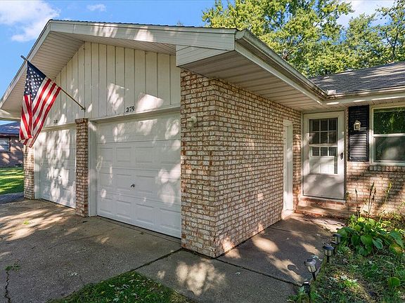 2nd image of 2179 Welch Dr