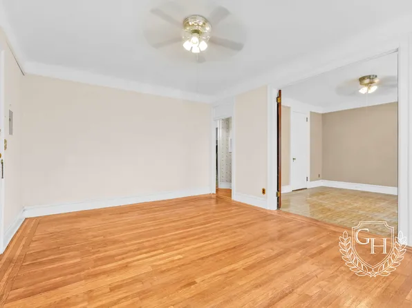 35-36 80th Street 22 image 3 of 8