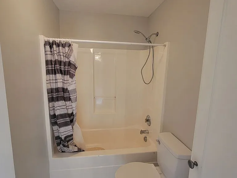 920 Cammaron Way — Photo 14