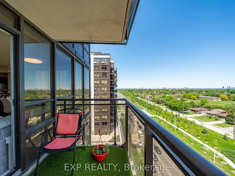 1060 Sheppard Ave W #1005 — Photo 20