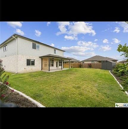 5th image of 8611 Pleasant Trail Dr