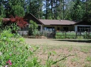 300 Hawksdale Dr, Grants Pass, OR 97526