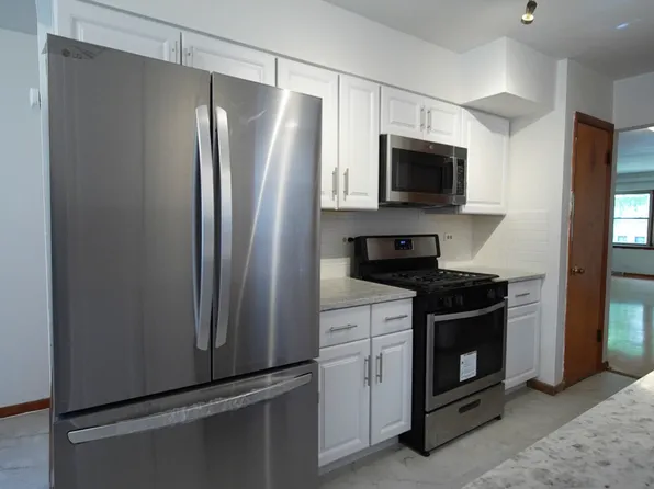 2309 W Arthur Ave, Chicago, IL 60645