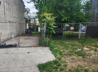 144 N 25th St, Camden, NJ 08105