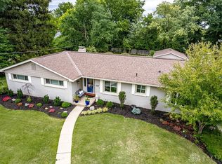 9718 Leacrest Rd, Cincinnati, OH 45215