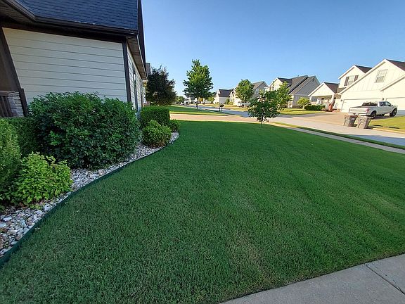 5th image of 1304 Chancery Ln